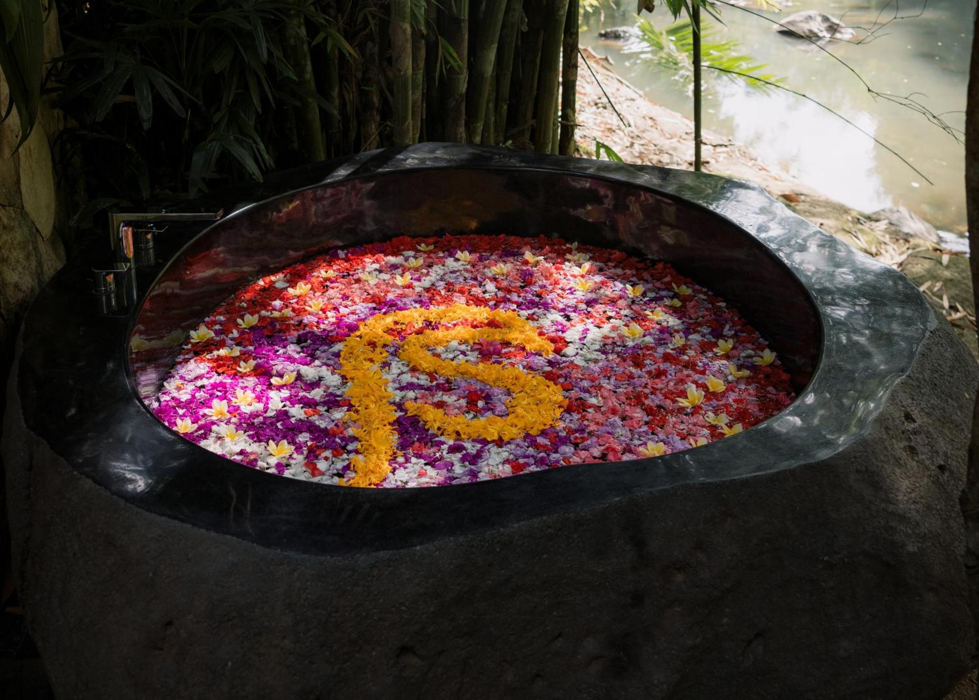 Suenyo Eco Retreat 호텔 Selemadeg 외부 사진